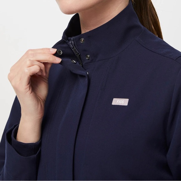 Figs Page Classic Scrub Jacket Navy Size S NWT - Picture 4 of 8